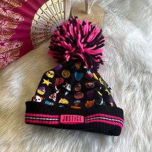 JUSTICE ACTIVE HAT HOLDS PONYTAIL EMOJIS POM POM ONE SIZE SUPER CUTE!!
